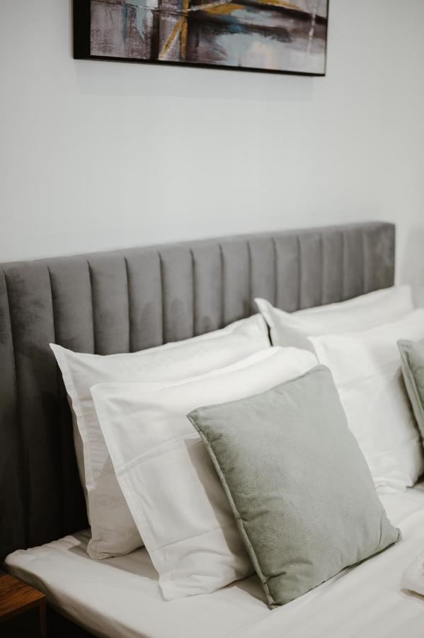 M & N Guesthouse โวโลส ภายนอก รูปภาพ